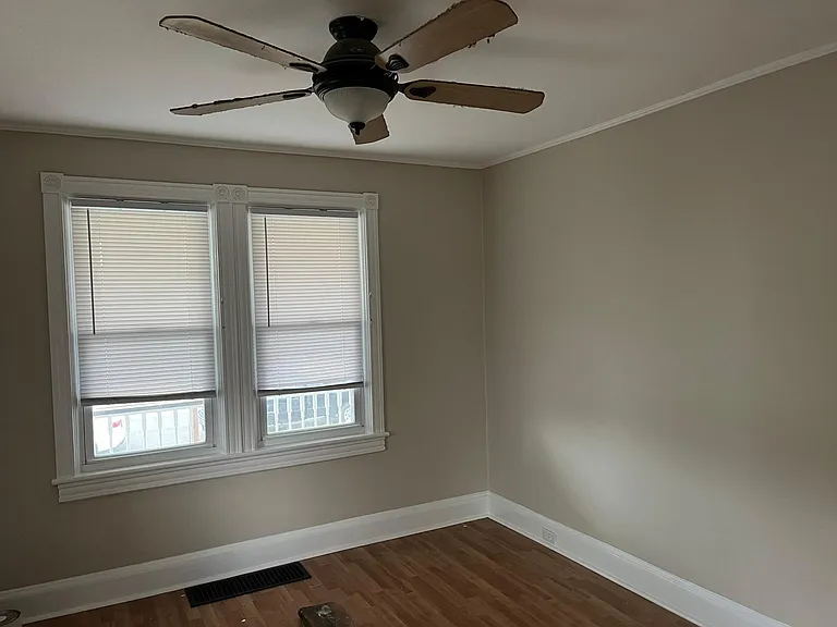 308 E 3rd St — Photo 5