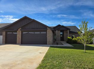 217 Abbey Rd, Clovis, NM 88101