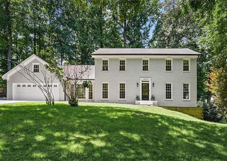 1st image of 1511 Summerset Dr