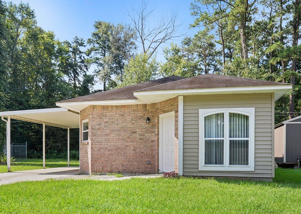 1st image of 44125 Lake Village Dr
