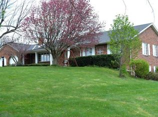 261 Darr Rd, Belle Vernon, PA 15012