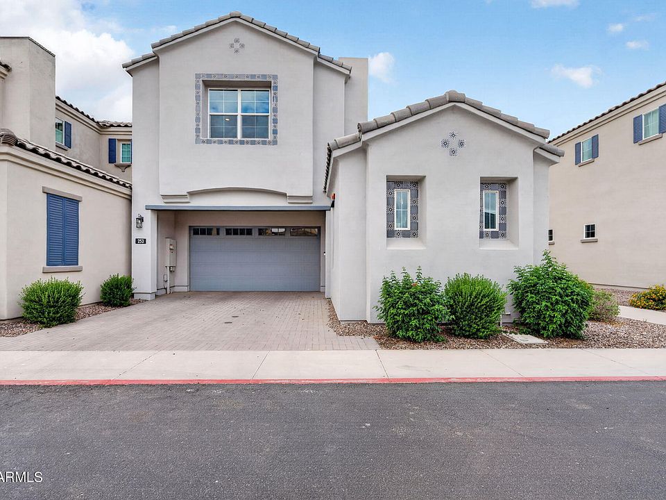 1st image of 253 E BALSAM Drive