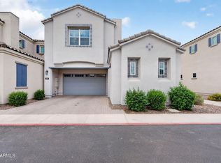 253 E BALSAM Drive, Chandler, AZ 85286