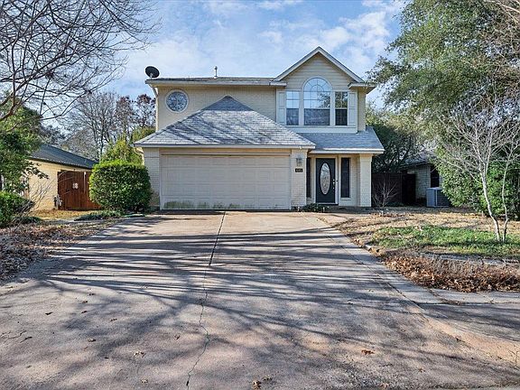 2nd image of 605 Kingfisher Creek Dr