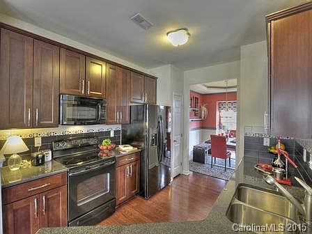 4th image of 9603 Springholm Dr #1011C