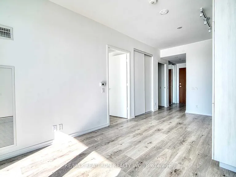 1000 Portage Pkwy #2308 — Photo 5