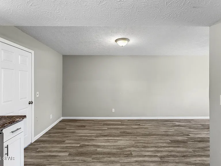116 Cheri Ln — Photo 12