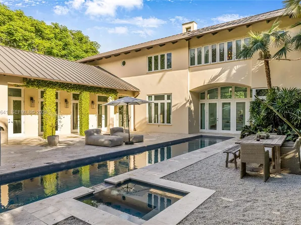 7370 Vistalmar St, Coral Gables, FL 33143