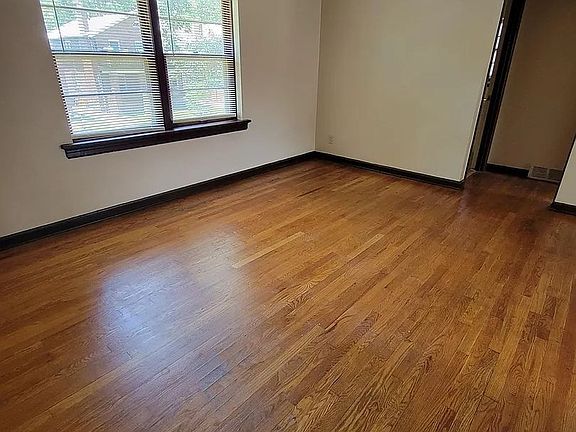 3rd image of 7011 Tulane Ave #1E