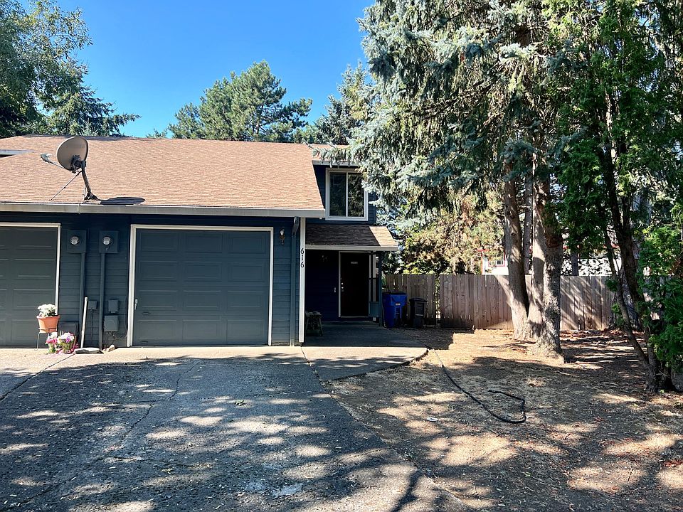 1st image of 616 SE 132nd Ave