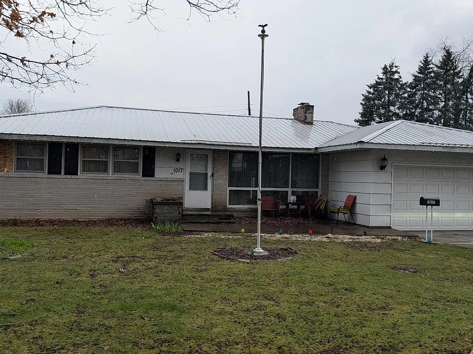 1017 Dogwood Dr