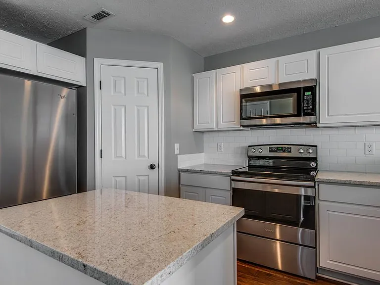 3001 Harpeth Springs Dr — Photo 3