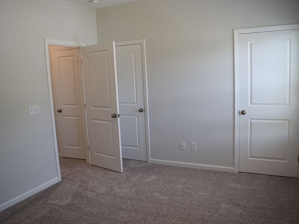 1600 Topaz Ln Apex NC Zillow