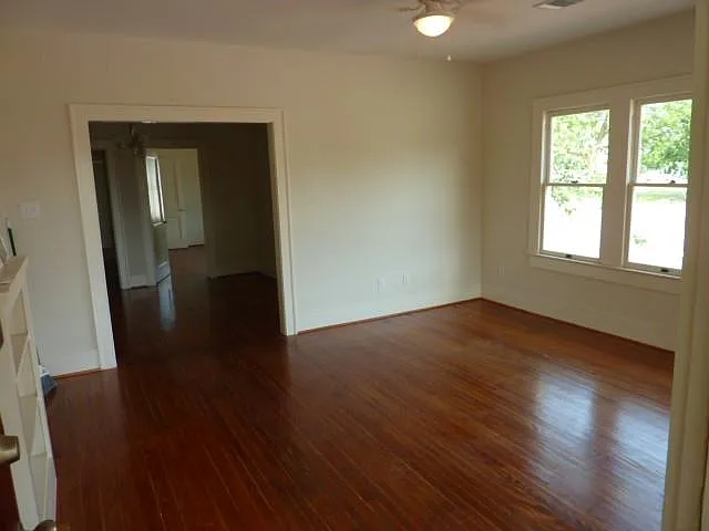 4105 McKinney St #B — Photo 4