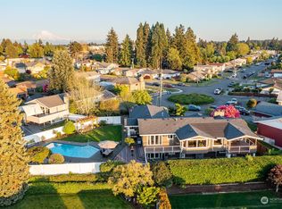 7423 S Geiger Cir, Tacoma, WA 98465