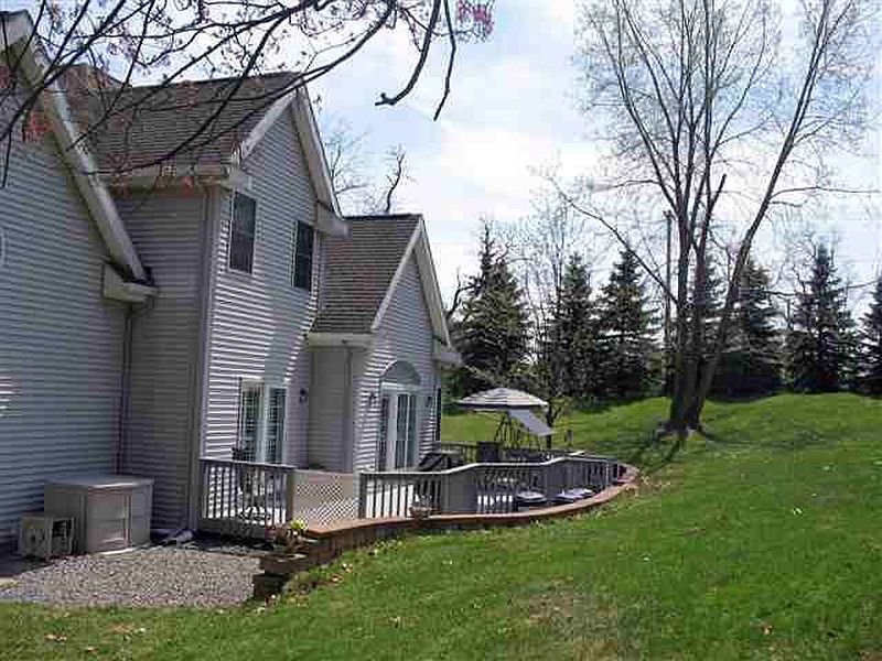 2nd image of 2 WILLOW SPRING Drive