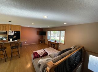 2512 Ryan Ave E, North Saint Paul, MN 55109