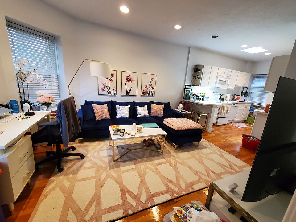 1st image of 57 Westland Ave APT 9