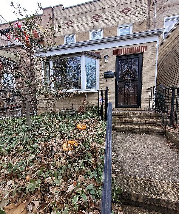 1st image of 2340 23rd St