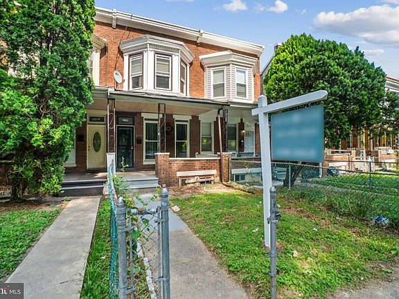 2nd image of 2159 Chelsea Ter
