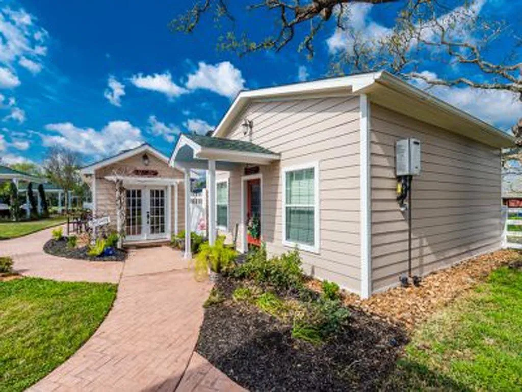 1 bed, 1.0 bath, 441 sqft, $1,100 — Photo 1