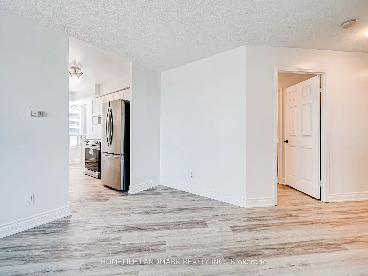 2 bed, $3,400 — Photo 4
