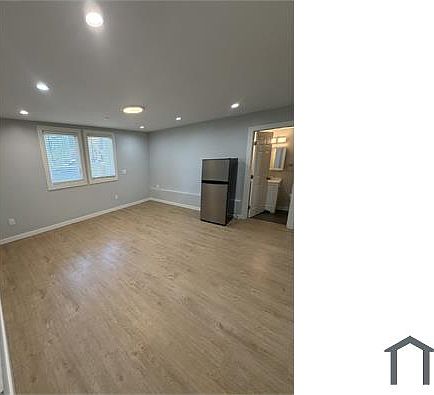 4th image of 1072 Gilman Ave #A