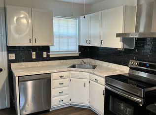 933 Rock Creek Rd, Charlottesville, VA 22903
