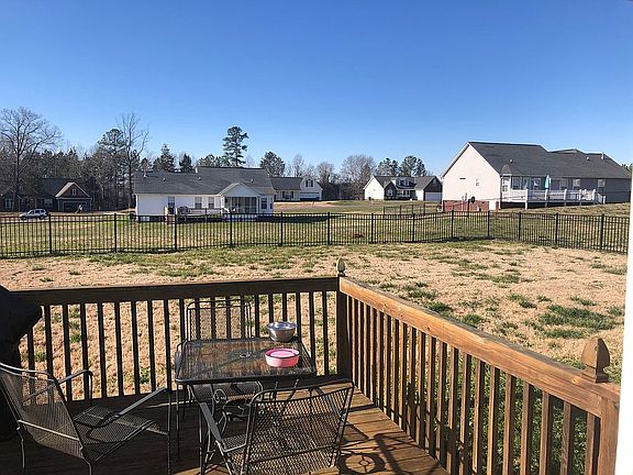 5th image of 114 Blue Sky Cir