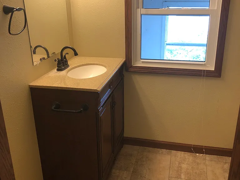 1504 Mississippi St — Photo 16