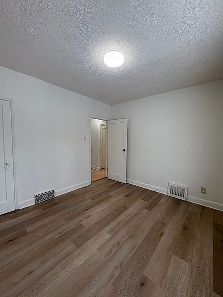 Winnipeg House for rent - 3 Bedrooms — photo 4