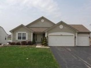 3015 Farmington Dr, Lindenhurst, IL