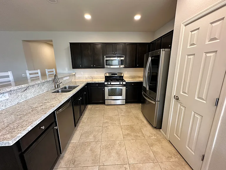 17845 W Desert Trumpet Rd — Photo 6