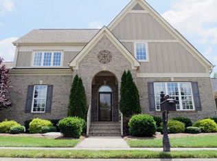 1971 Holden Farm Pl, Ooltewah, TN 37363