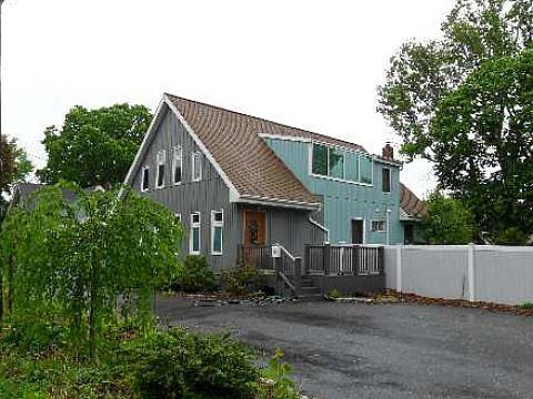 1st image of 21 Wyckoff Ave