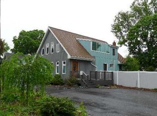 21 Wyckoff Ave, Port Jefferson Station, NY 11776