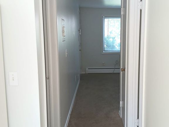 3rd image of 1855-1877 Brooks Ave #1863-5