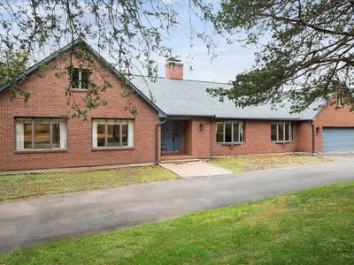 63 Duncaster Road, Bloomfield, CT, 06002