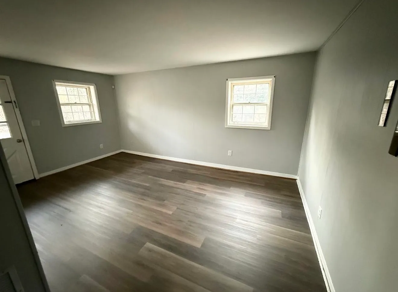 2 bed, $800 — Photo 2