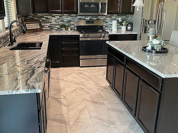 5th image of 5713 Wallowa Ln