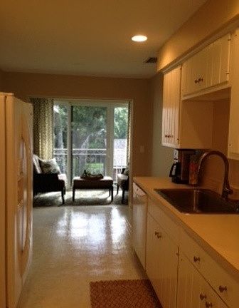5th image of 103 W Park Shores Cir APT 14W
