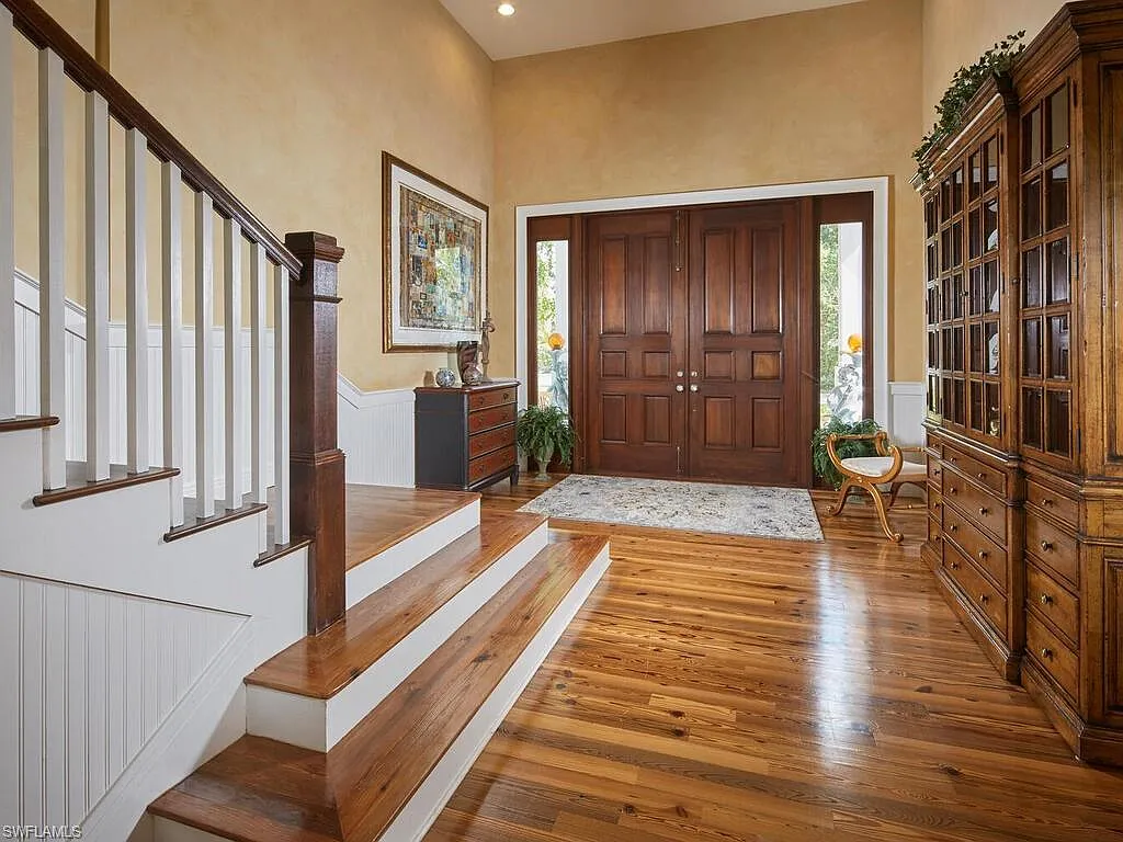 4 bed, 4.0 bath, 5412 sqft, $26,000 — Photo 4