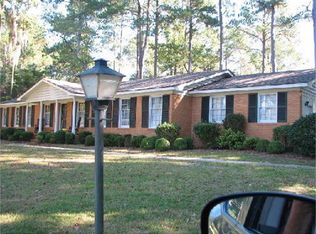 2403 Meadowbrook Dr, Valdosta, GA 31602