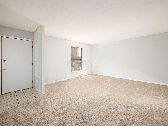 2nd image of 1894 Willoway Cir S