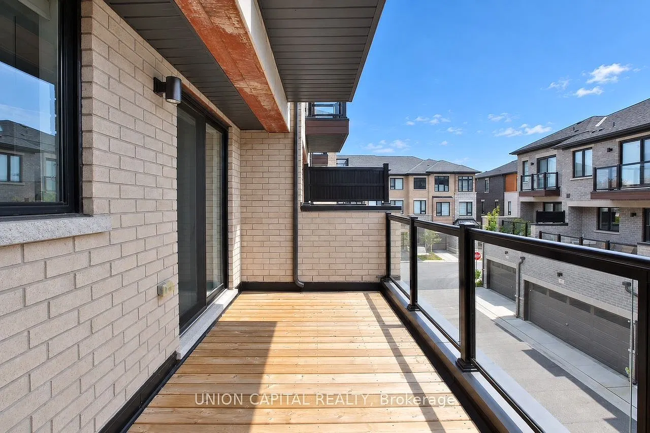 4 bed, $6,000 — Photo 2