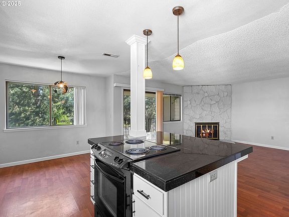 5th image of 3329 NE 162nd Ave