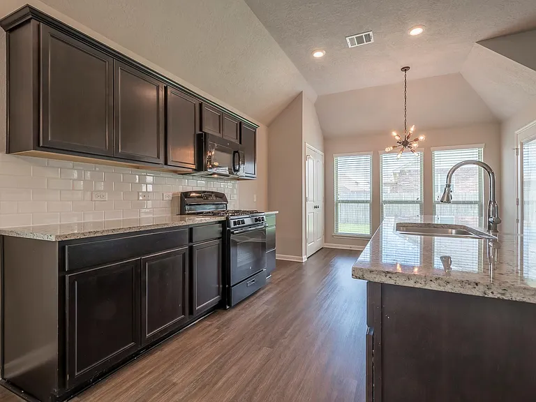 7418 Masters Dr — Photo 8
