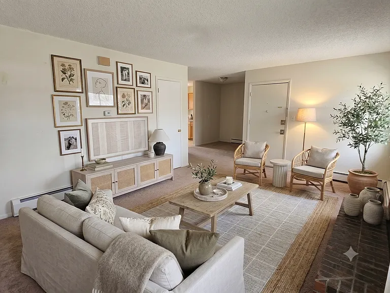4740 Scenic Cir — Photo 8