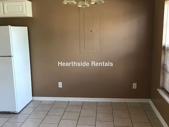 3rd image of 2515-B Bluff View Ct