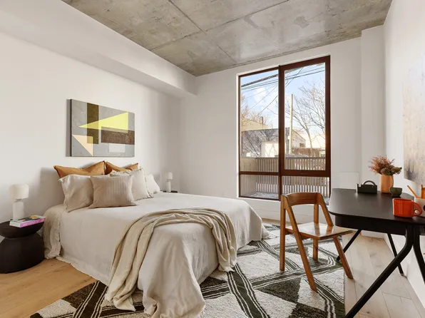 199 Conover Street image 7 of 12